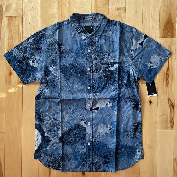 Men's Short Sleeve Shirt - Picture 1 of 2